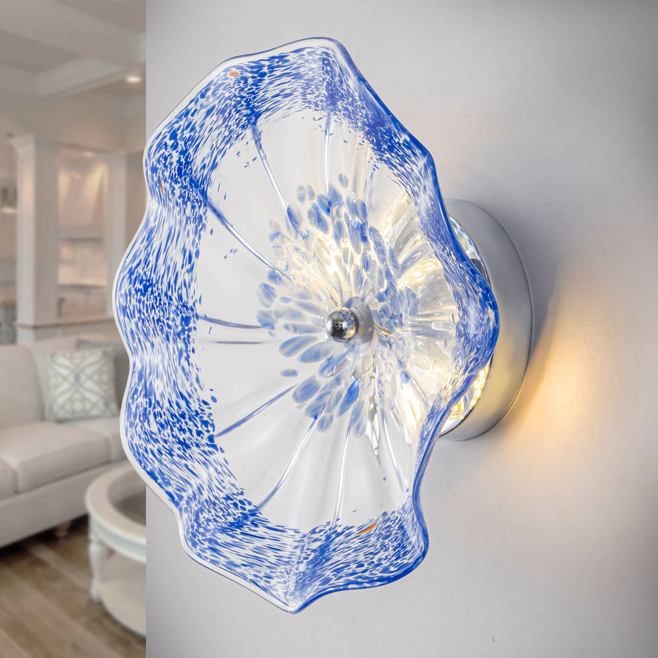 Murano glass wall plates in Cobalt Blue with intricate design, perfect for luxury home decor.