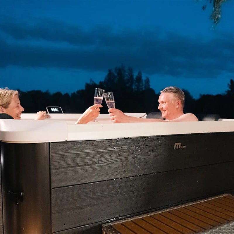 Oslo 6 - Person Square Inflatable Hot Tub – 120 Air Jets & Cover Included - Melillo EnterprisesHot TubsHot Tubs & SpasOutdoors